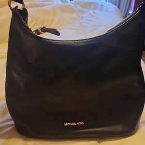 Michael Kors Elegant Black Hobo Bag
